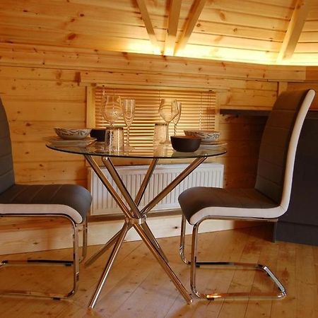 Romantic Rural Retreats Crewkerne Eksteriør billede